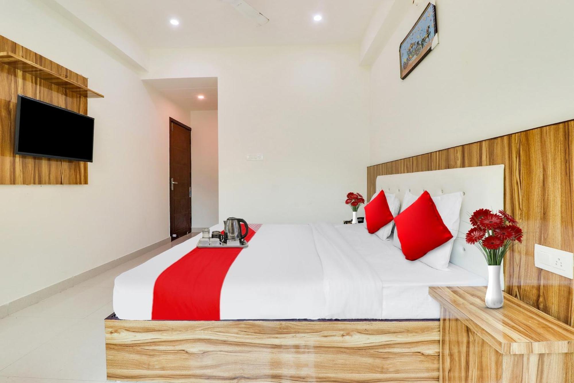 Hotel O La Plazo 哈里瓦 外观 照片